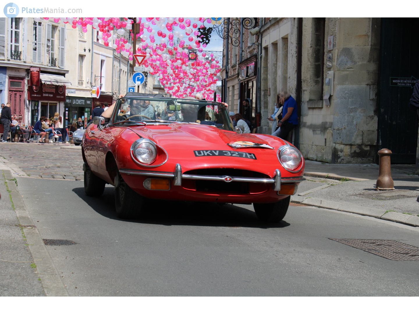 UKV327H, Jaguar E-Type Convertible (Series 2/3), 1968–1975
