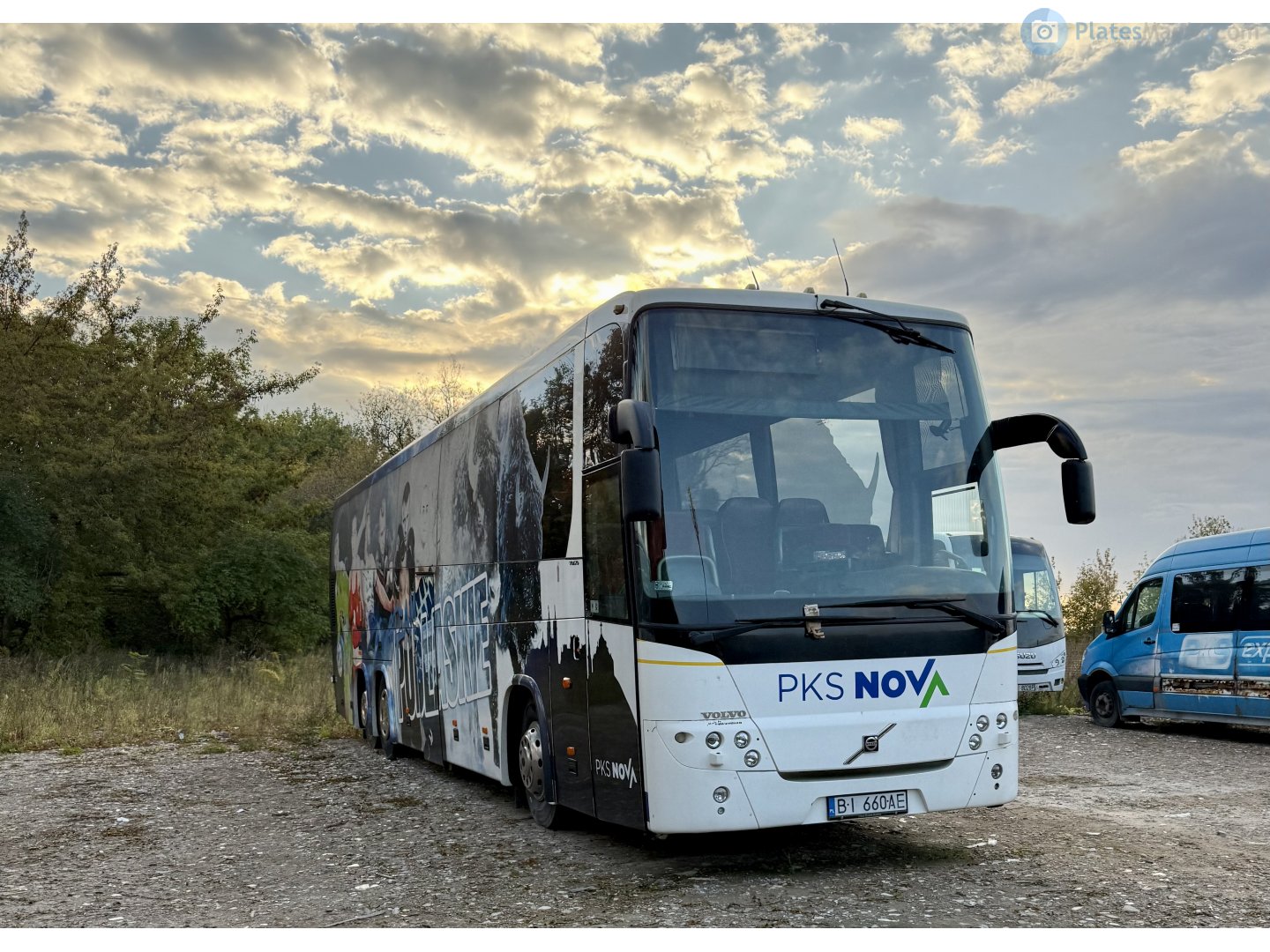 BI 660AE, Volvo 9900 1st gen, 2001–2005