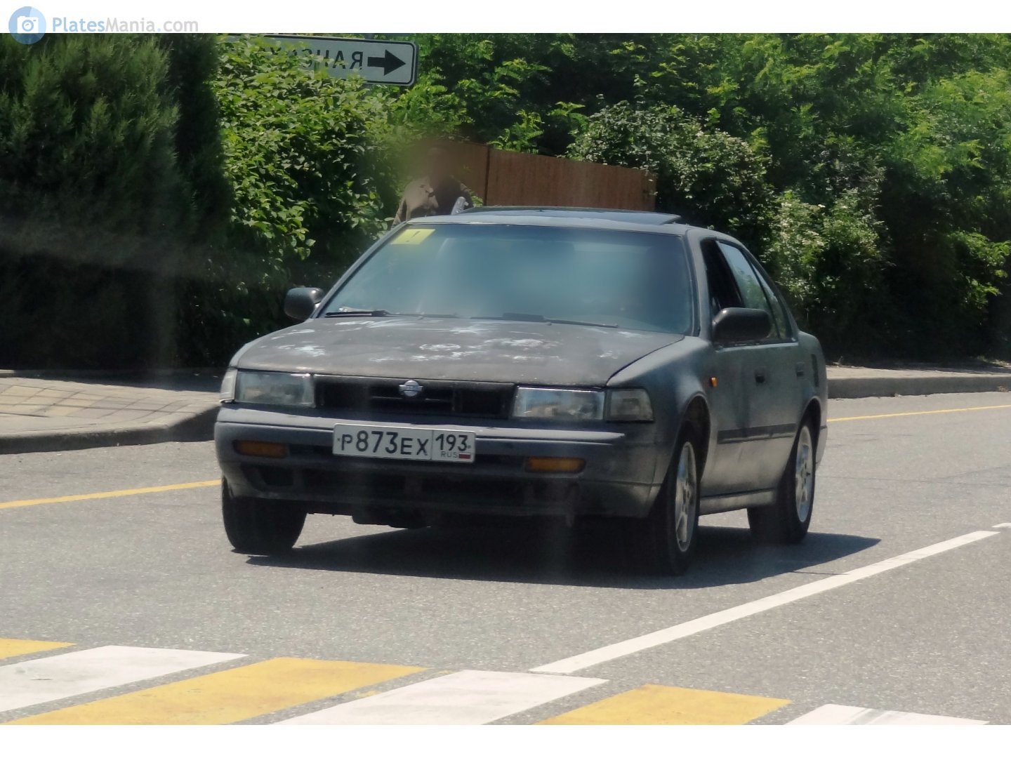 р 873 ех 193, Nissan Maxima 2nd gen Sedan (J30), 1988–1994