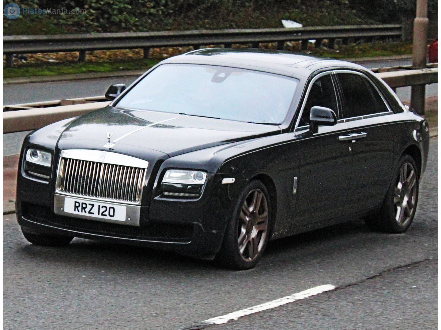 RRZ120, Rolls-Royce Ghost 1st gen (RR4), 2009–2014