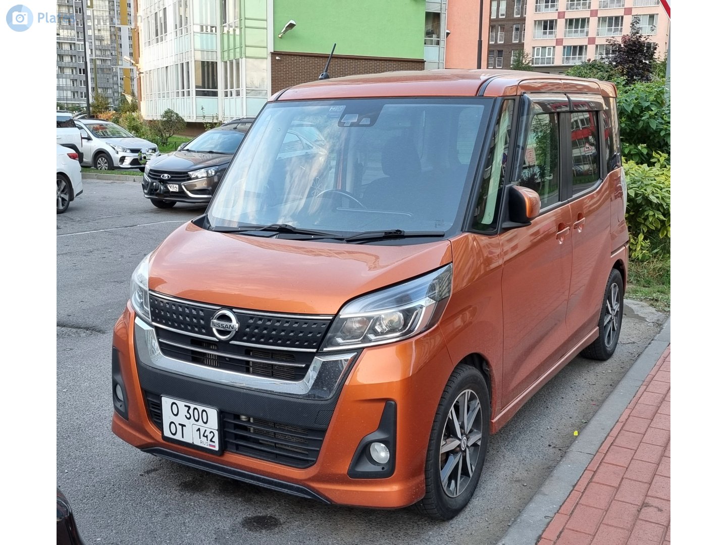 о 300 от 142, Nissan DAYZ Roox 1st gen (B21A), 2014–2020