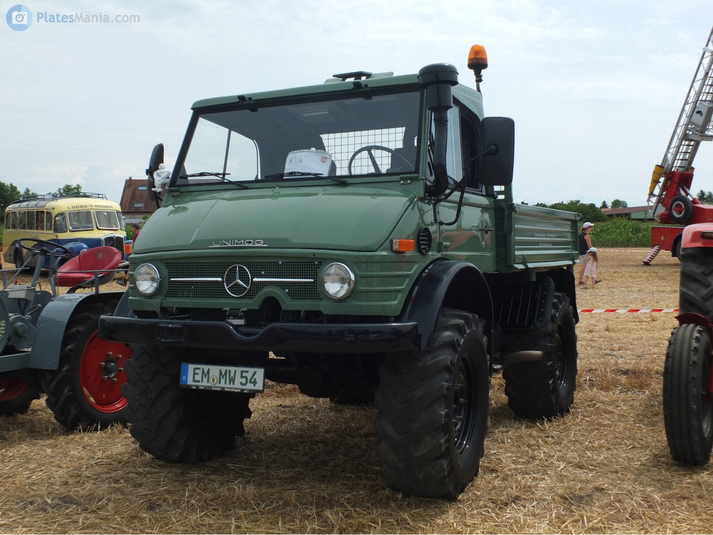 EM MW 54, Mercedes-Benz Unimog 421 Light Series, 1966­–1989