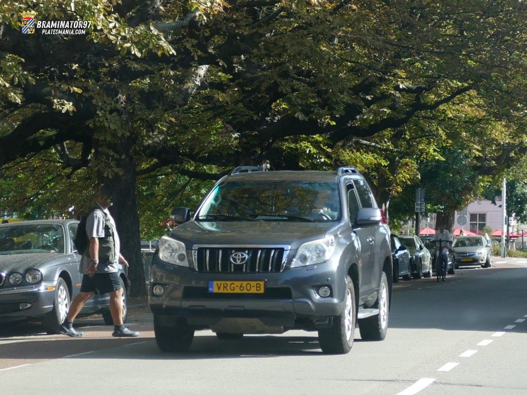 VRG-60-B, Toyota Land Cruiser Prado 4th gen 3-door SUV (J155), 2009–2013