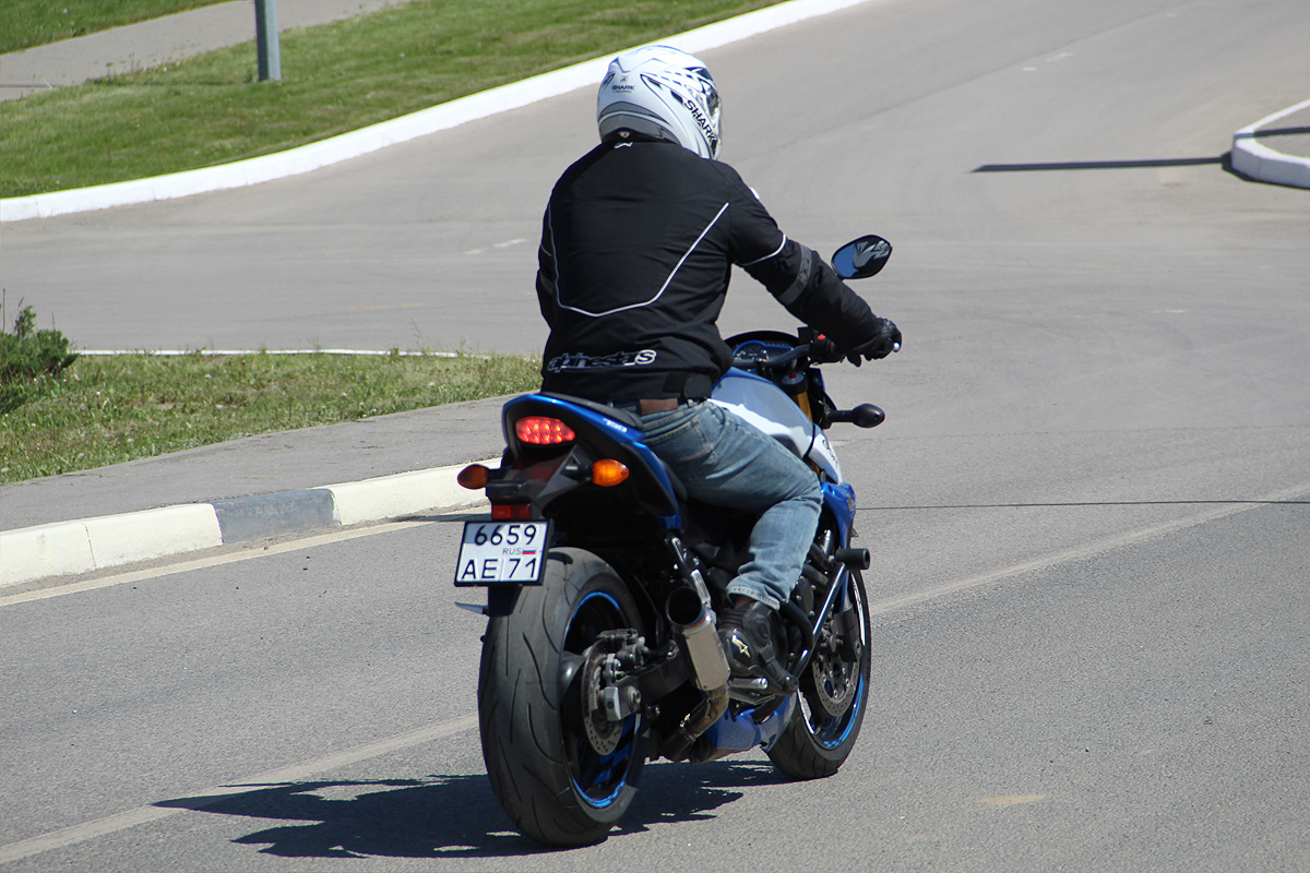 6659 ае 71, Suzuki GSR Series 2nd gen GSR750, 2011–2016