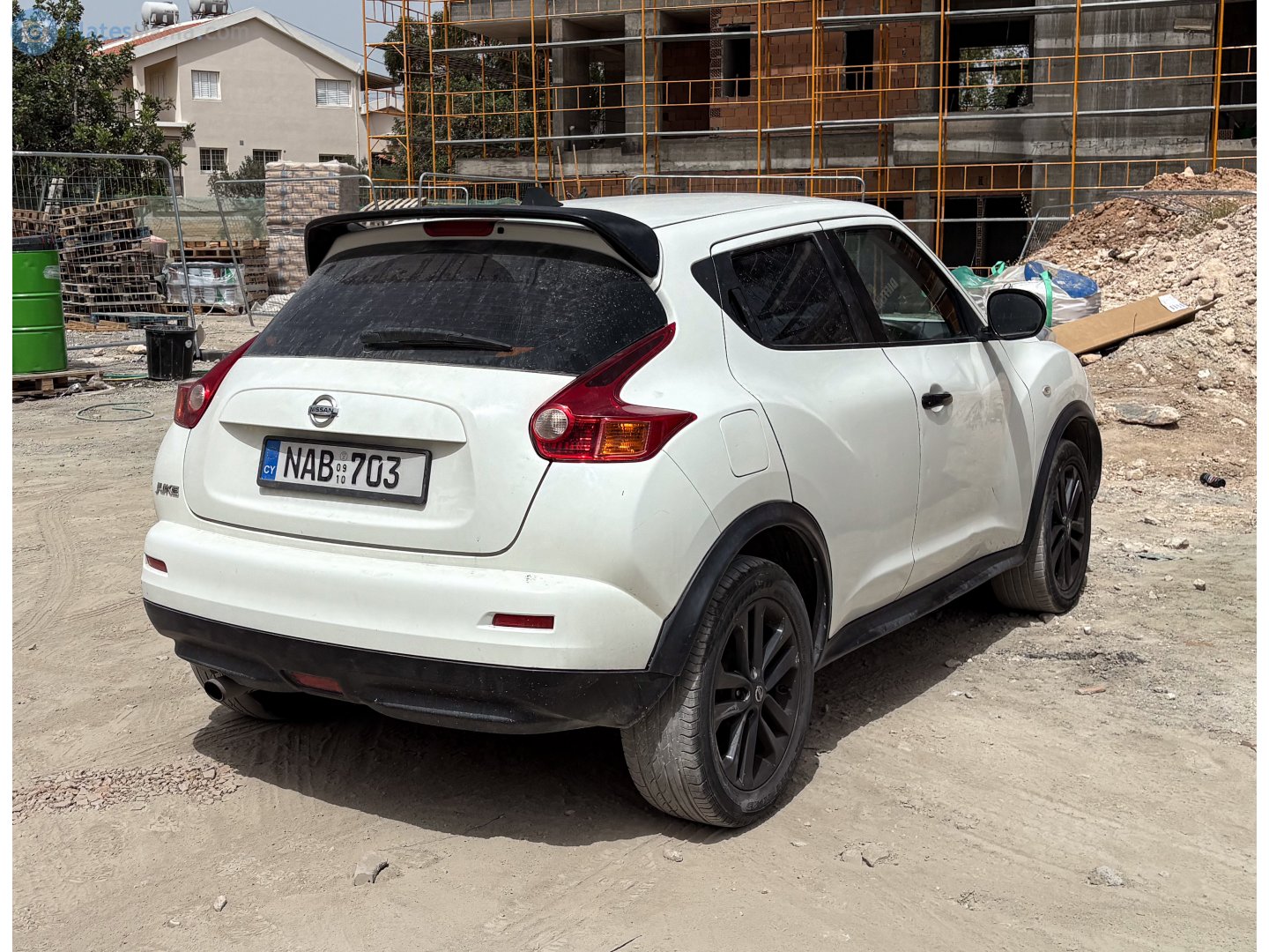 NAB 703, Nissan Juke 1st gen (F15), 2010–2014