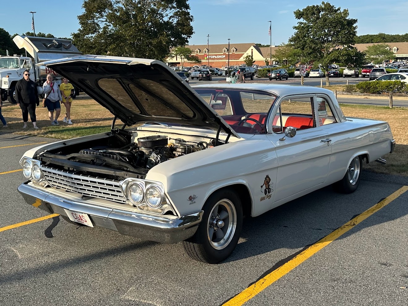 CGAS, Chevrolet Biscayne 2nd gen 1962 2-door Sedan (1111/1211; B-body), 1st facelift, 1961–1962