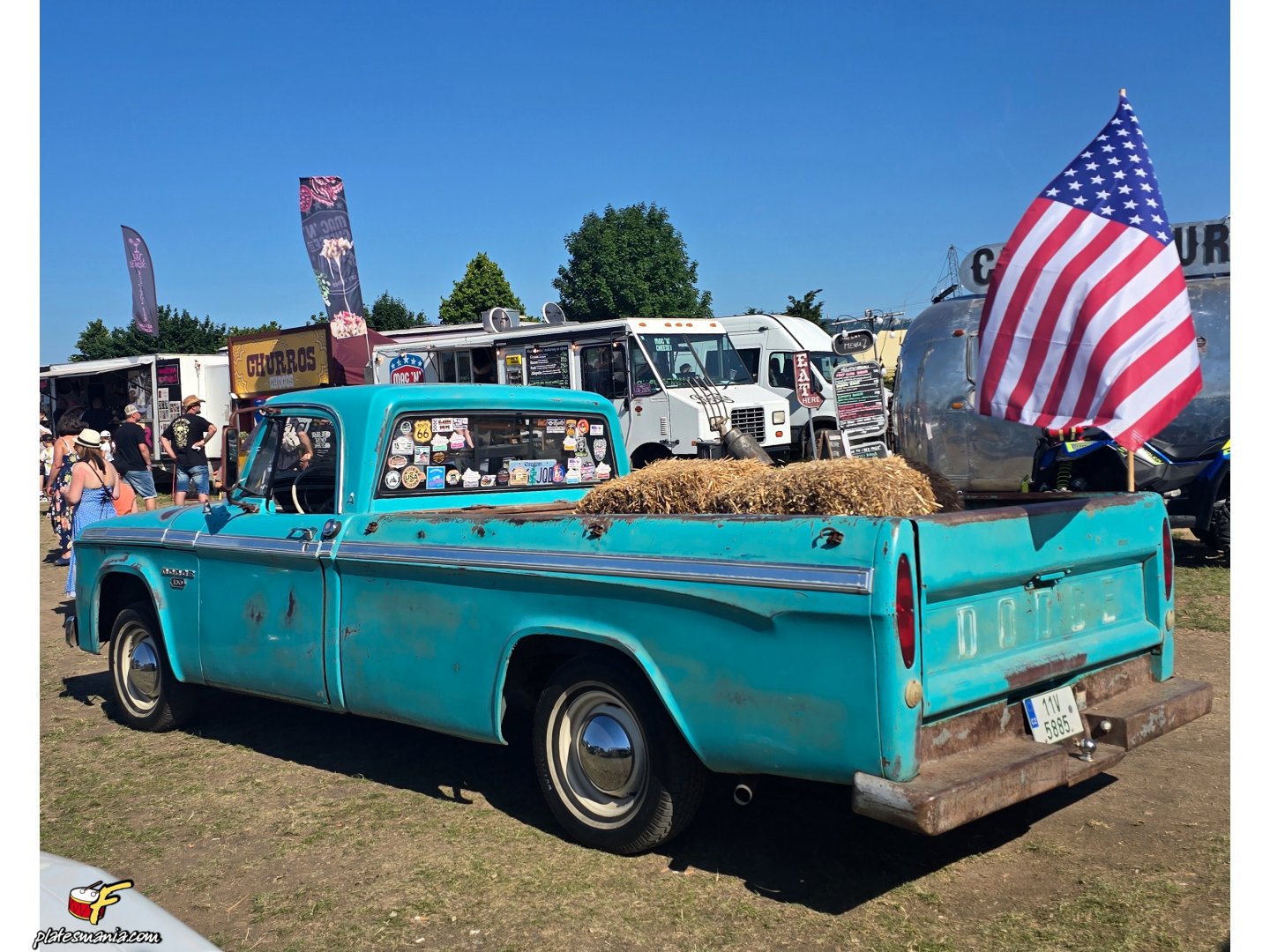 11V 5885, Dodge D-Series 2nd gen, 1965–1971