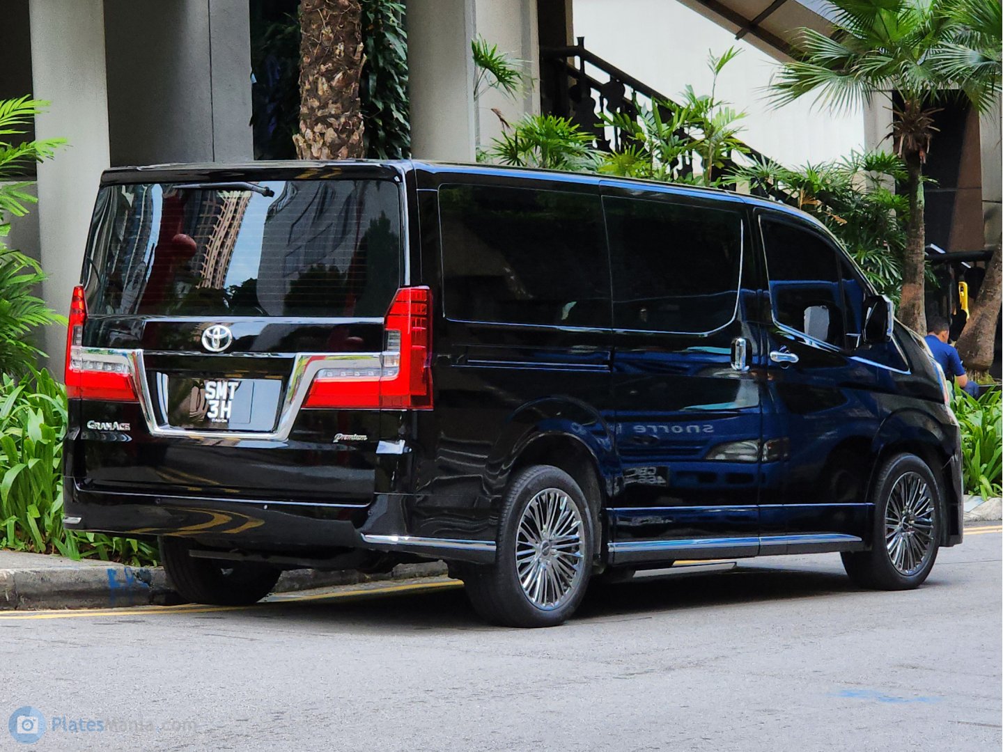 SMT 3 H, Toyota GranAce 1st gen (H300; JP-market), 2019–