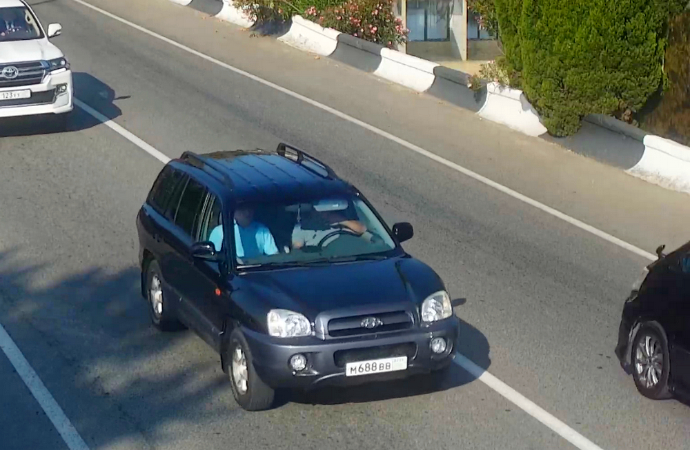 м 688 вв, Hyundai Santa Fe 1st gen (Classic) (SM), 2000–2006 (–2012 for RU-market)