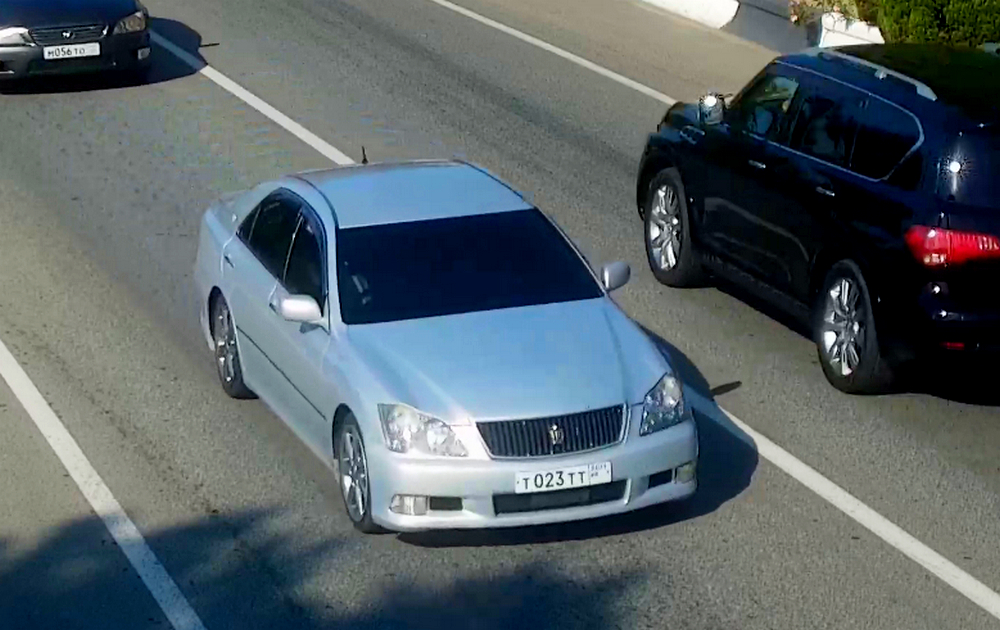 т 023 тт, Toyota Crown 12th gen (S180), 2003–2008  (­–2009 for CN-market)