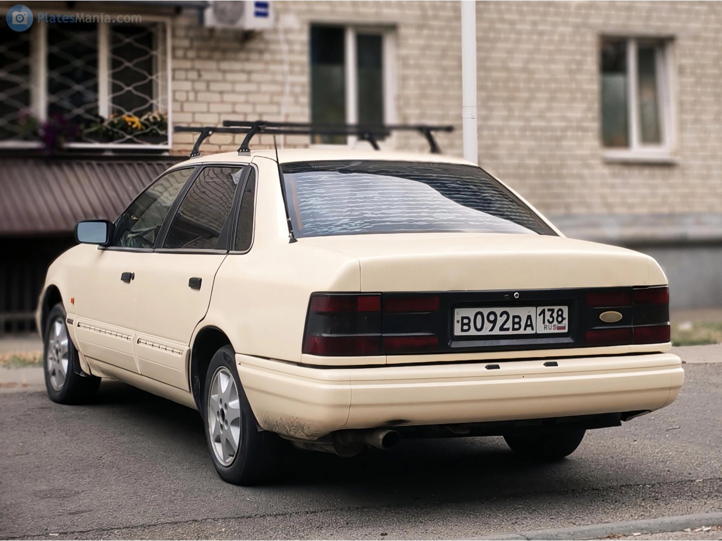 в 092 ва 138, Ford Scorpio 1st gen Sedan (GFK), facelft, 1992–1994