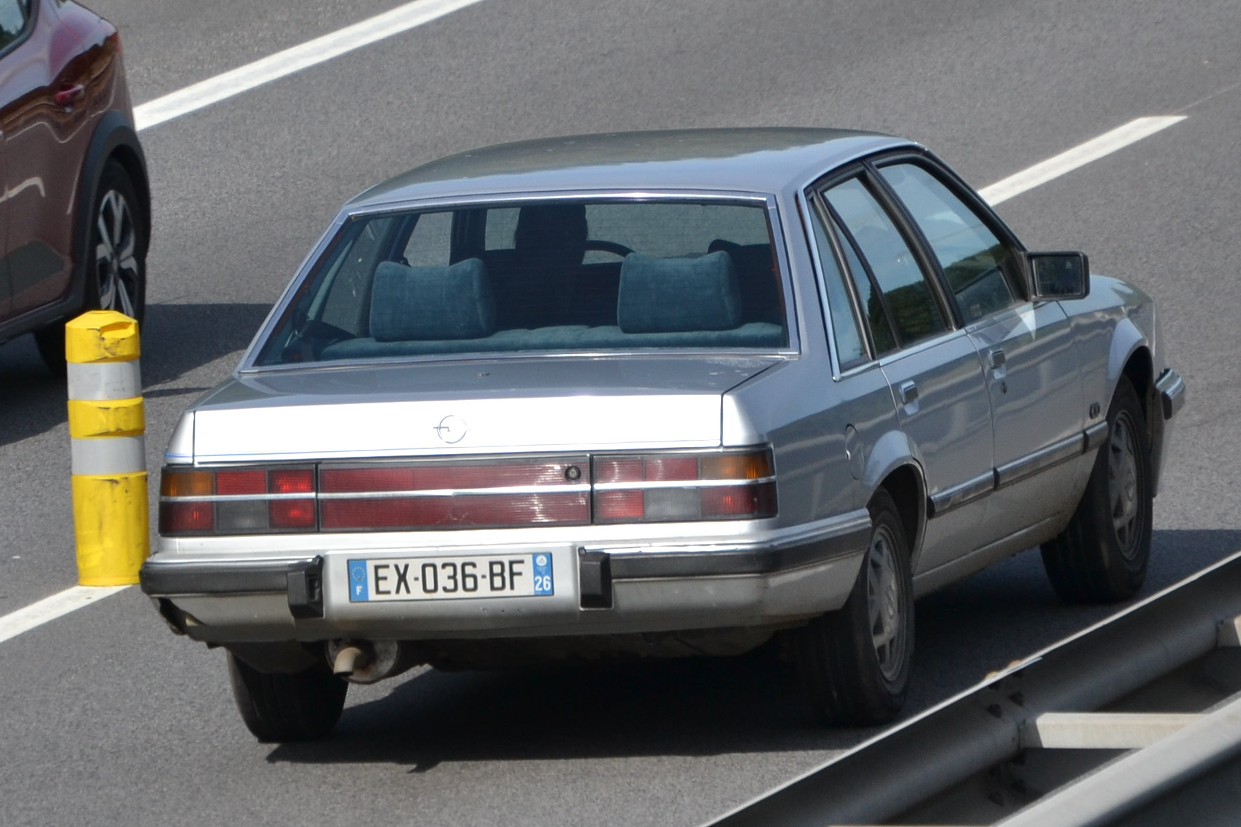 EX-036-BF, Opel Senator 1st gen (A2), facelift, 1982–1987