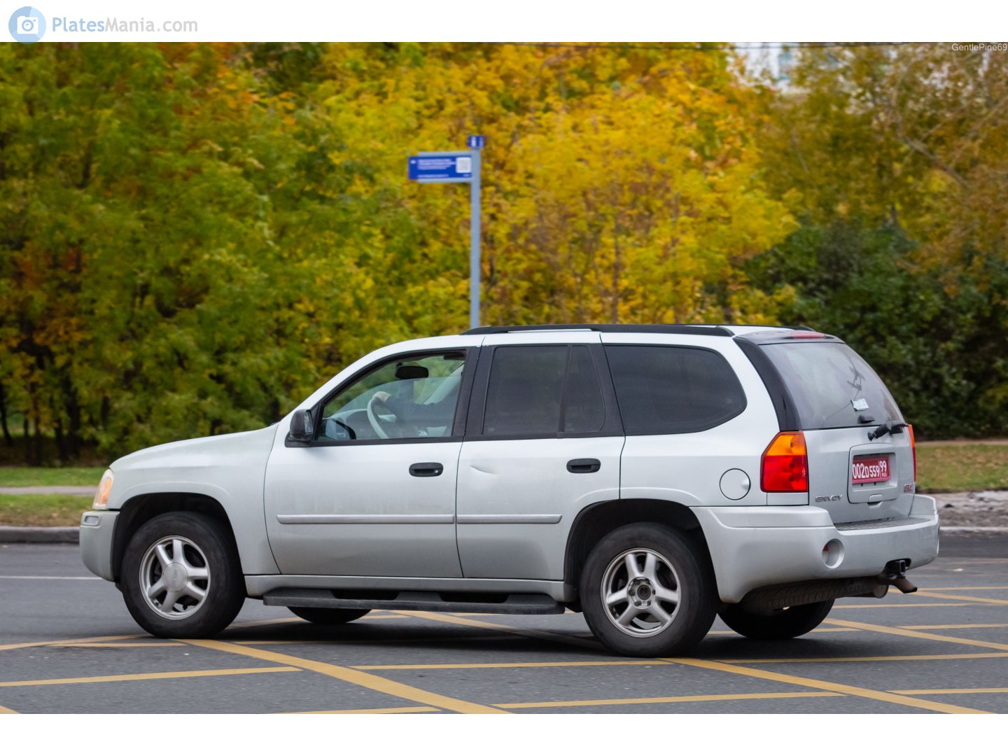 002 D 559 99, GMC Envoy 2nd gen (GMT360), 2001–2008