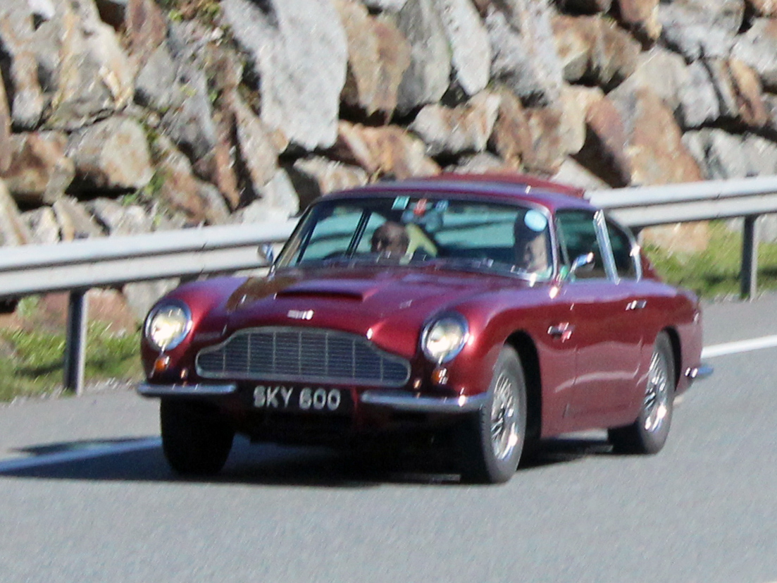 SKY600, Aston Martin DB6 Coupé, 1965–1970