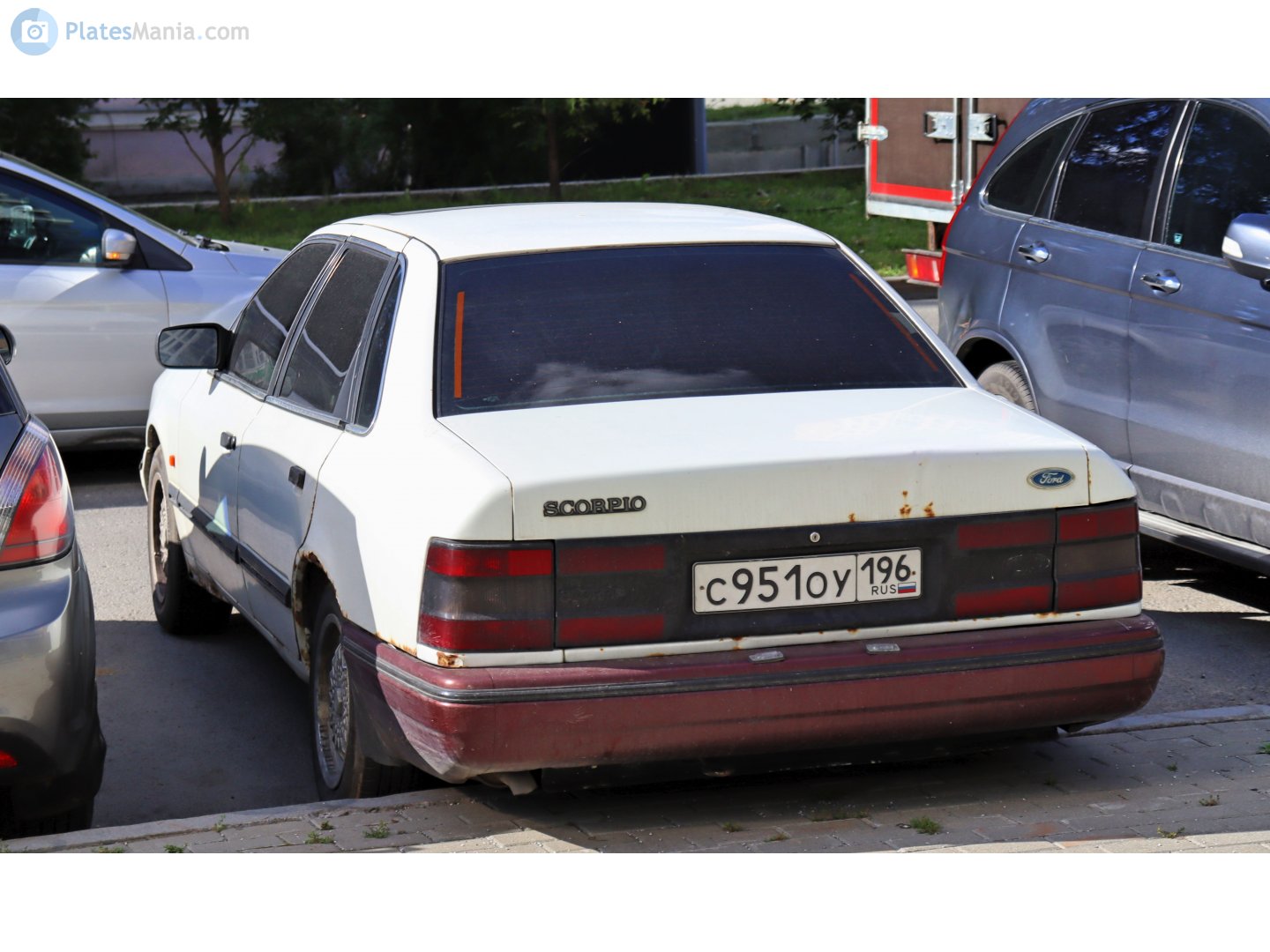 с 951 оу 196, Ford Scorpio 1st gen Sedan (GFK), facelft, 1992–1994