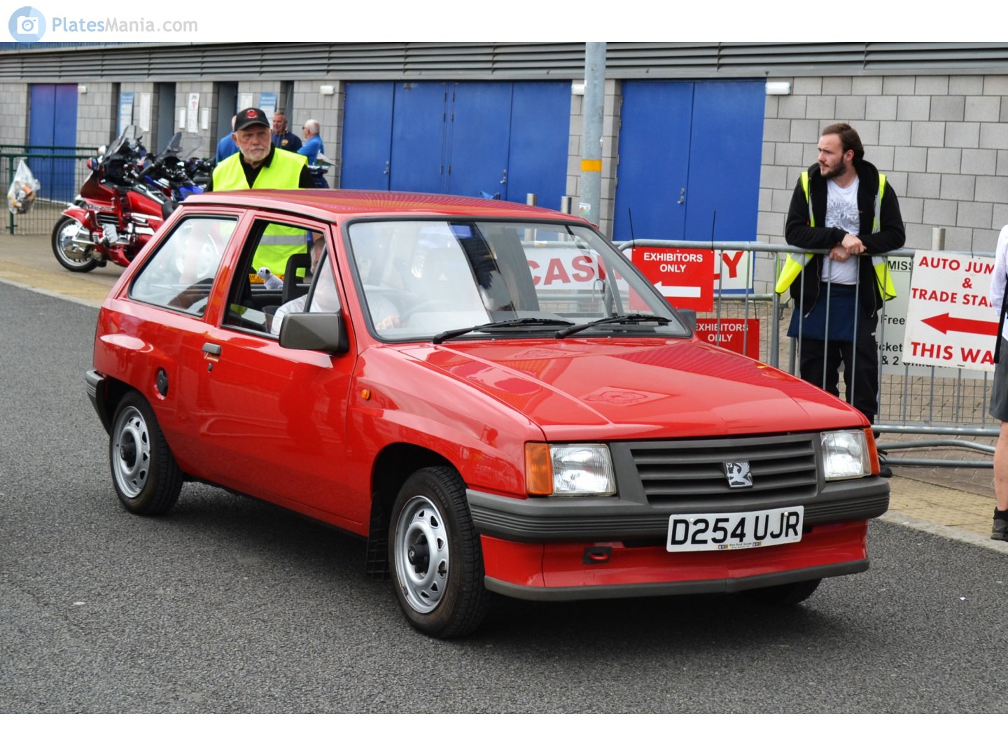 D254UJR, Vauxhall Nova 1st gen 3-door Hatch (A; S83), 1982–1993