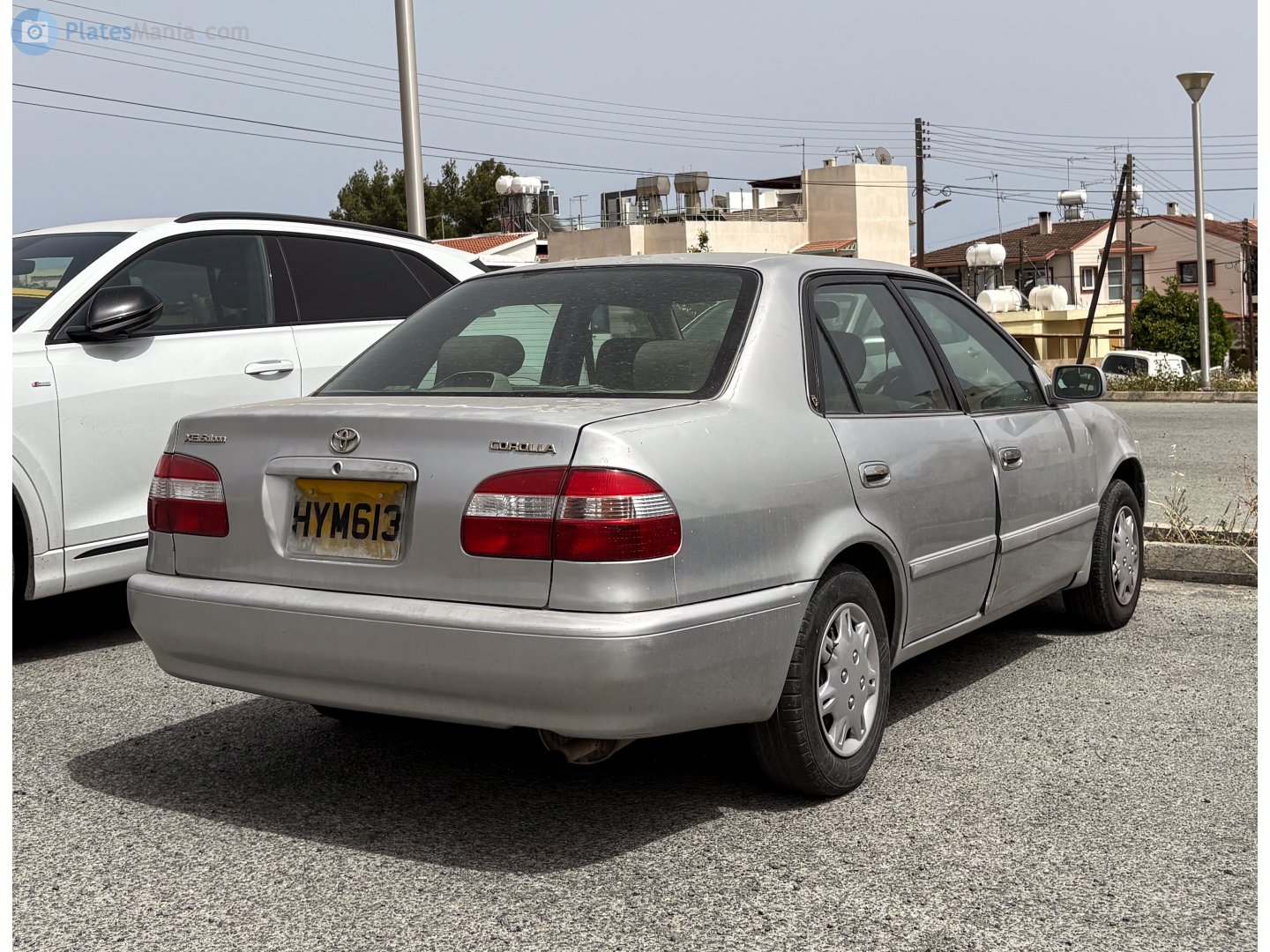 HYM 613, Toyota Corolla 8th gen Sedan (E110; JP- and Pacific-market), 1995–2000