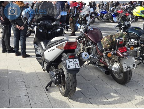 1434 ат 78, Yamaha TMAX