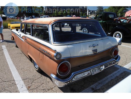 874-TVK, Ford Country Sedan