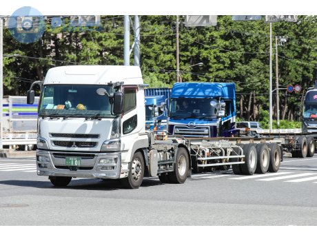 足立 131 こ 101, Mitsubishi Fuso Super Great