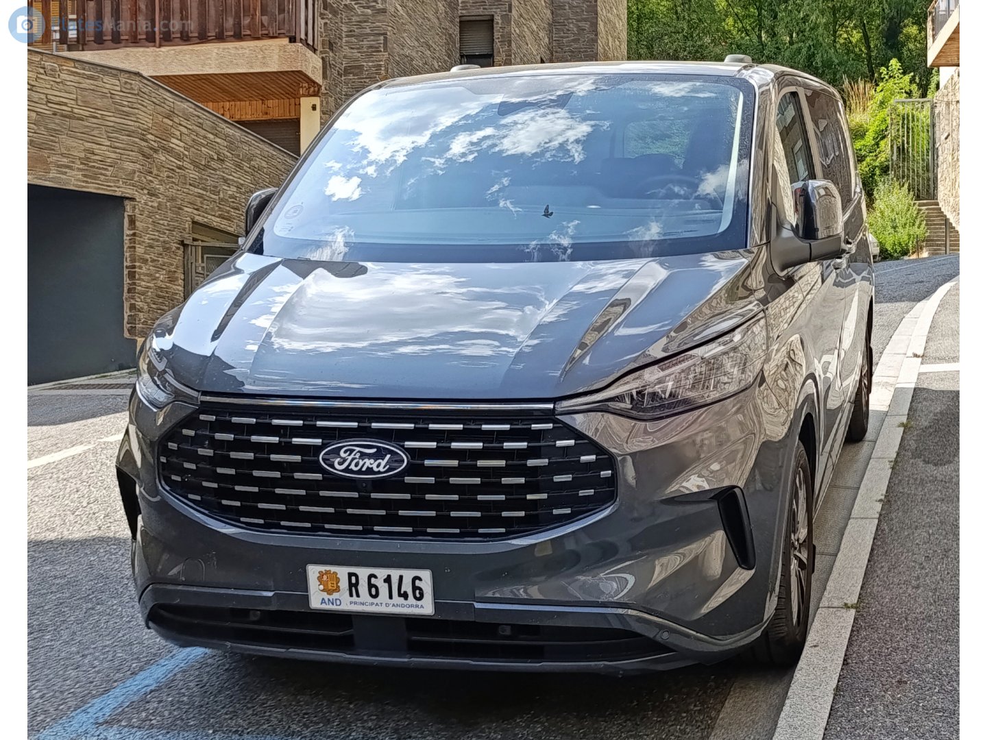 R 6146, Ford Tourneo Custom 