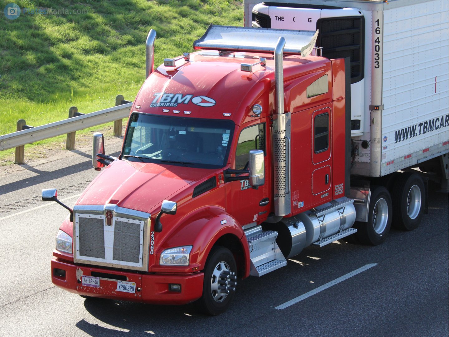 76-AP-6A, Kenworth T880 