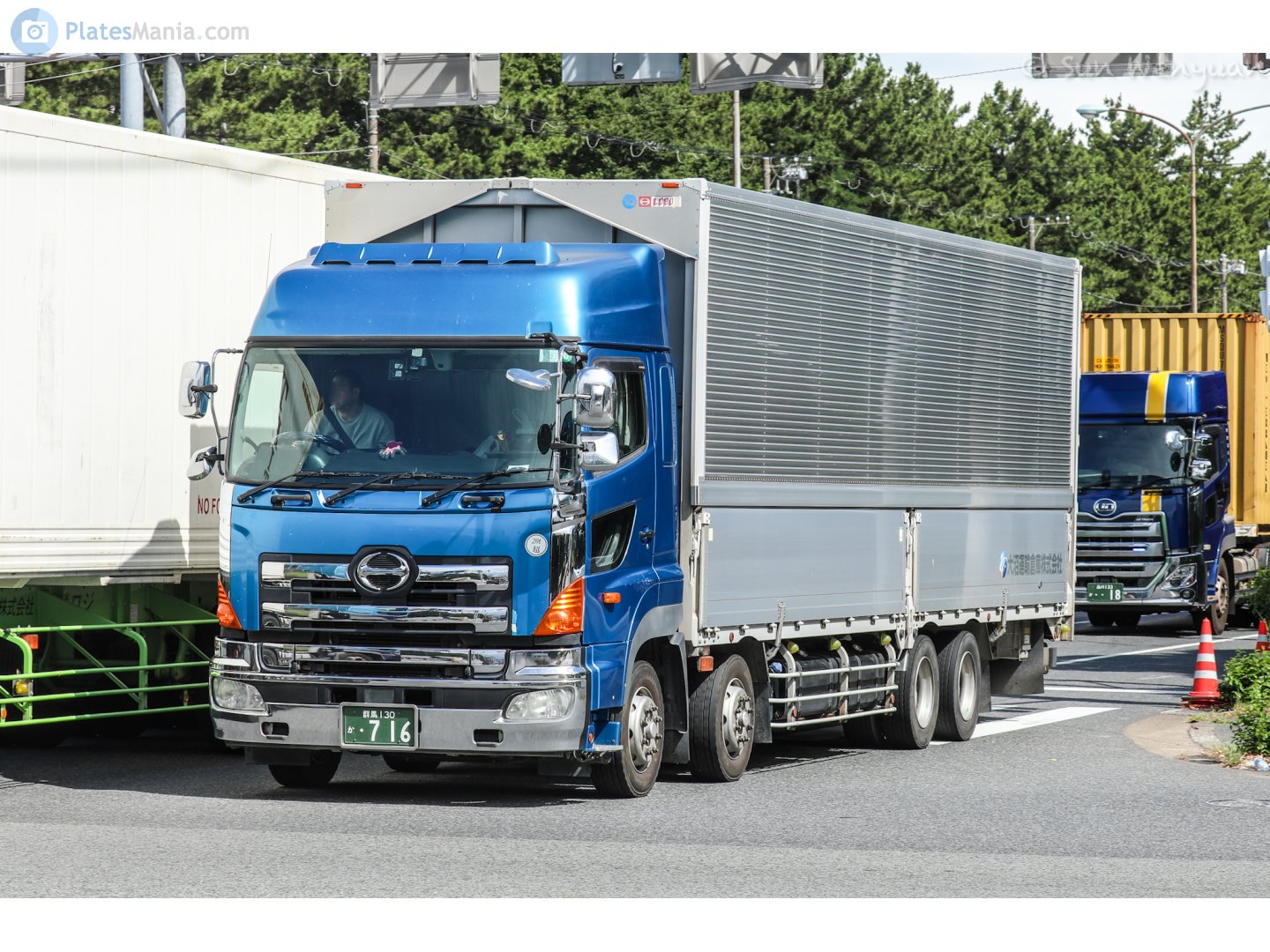 群馬 130 か 716, Hino Profia 2nd gen, 2003– (1st gen were sold as Hino Super Dolphin Profia)