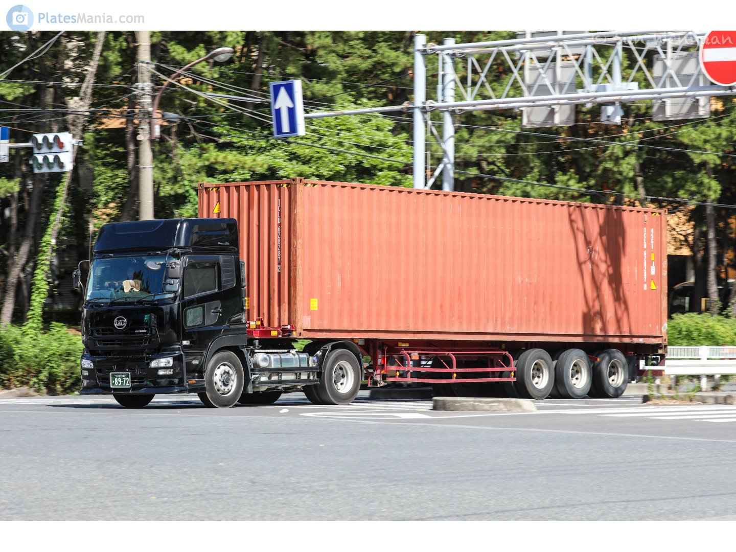 つくば 100 か 8972, UD Trucks Quon 