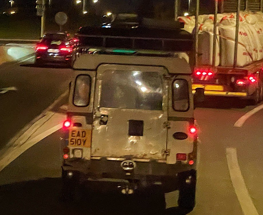 EAD510Y, Land Rover Defender 1st gen 110