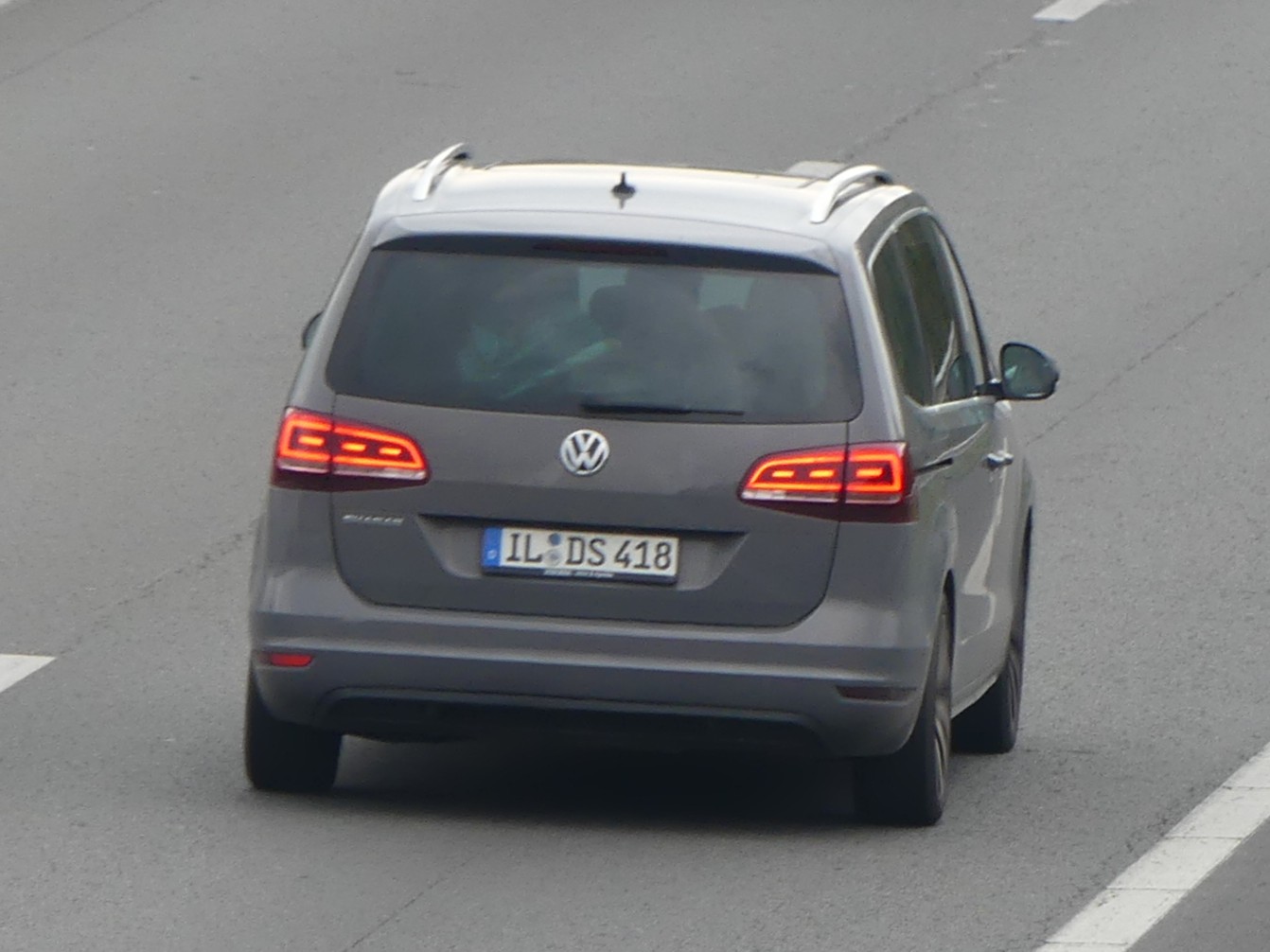 IL DS 418, Volkswagen Sharan 2nd gen (7N), 2010–2022