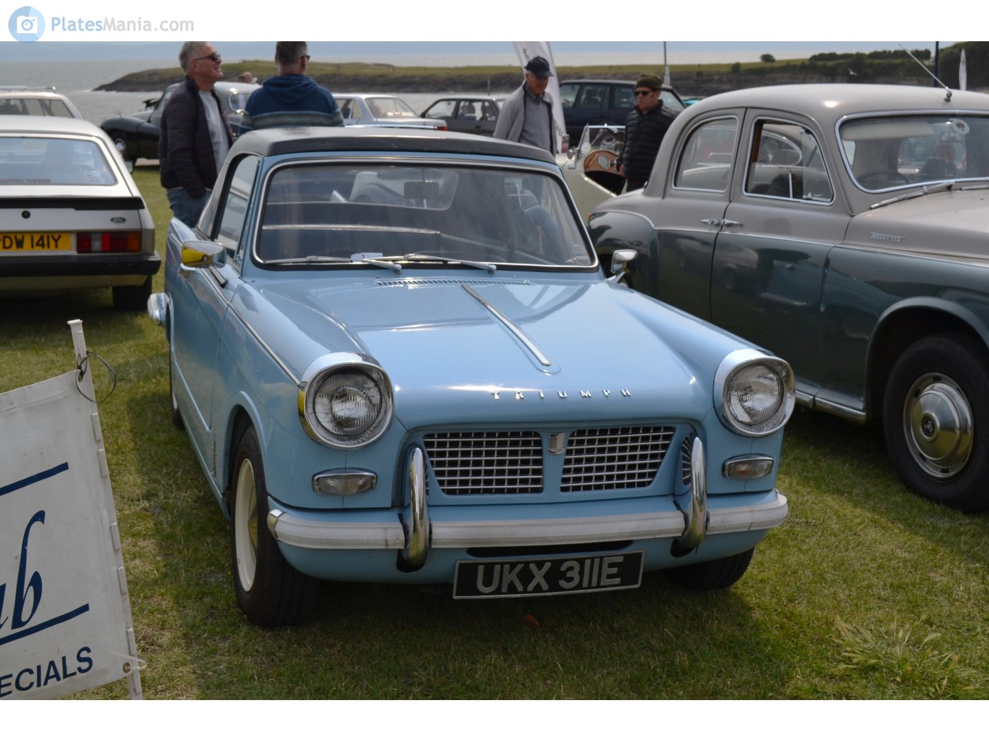 UKX311E, Triumph Herald 