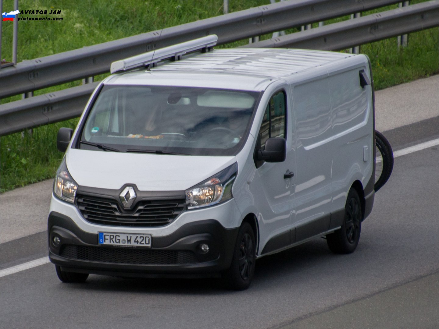 FRG W 420, Renault Trafic 3rd gen (X82), 2014–2021