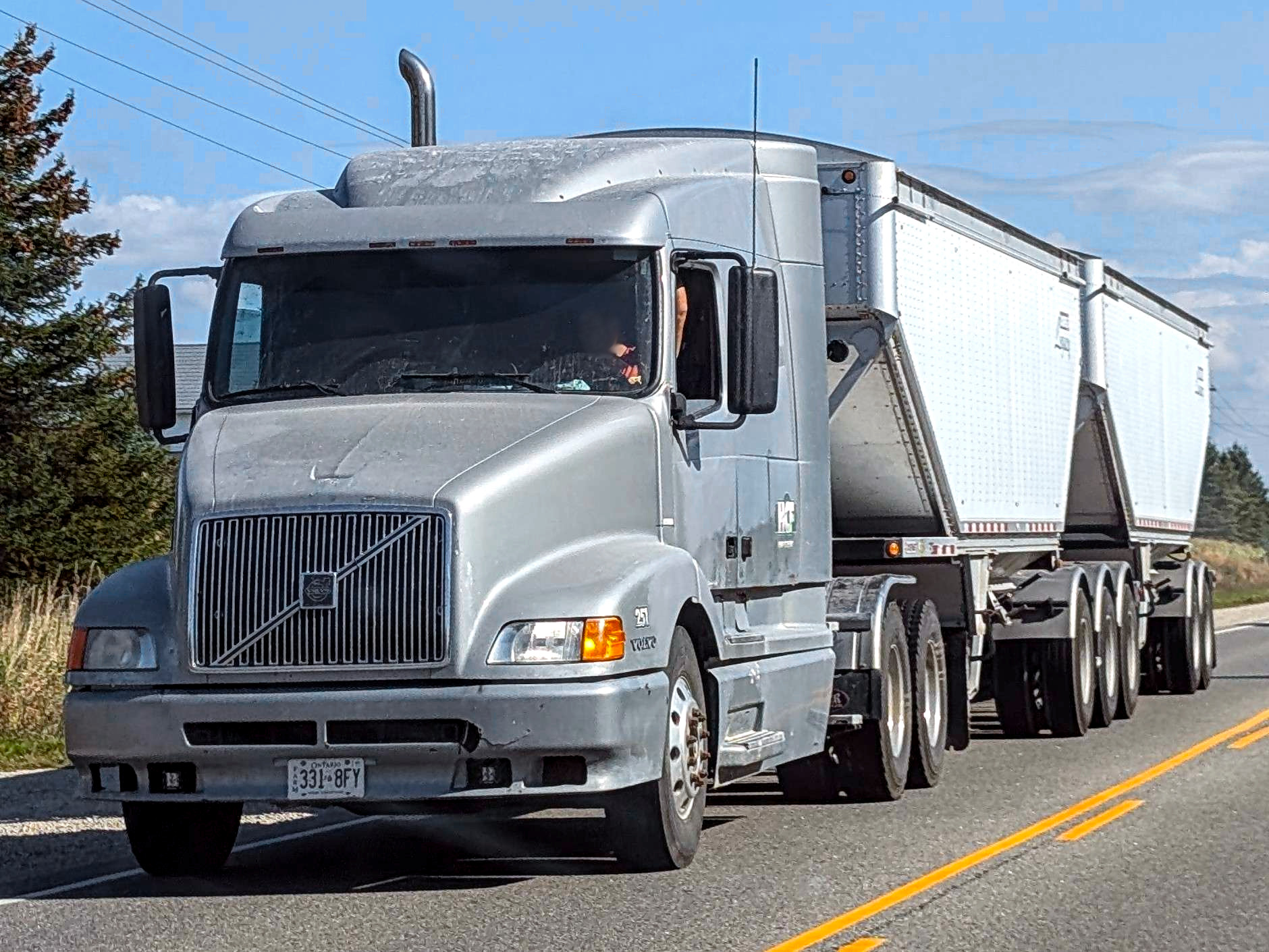 331-8FY, Volvo VN Series 1st gen (VNL and VNM), 1996–2003