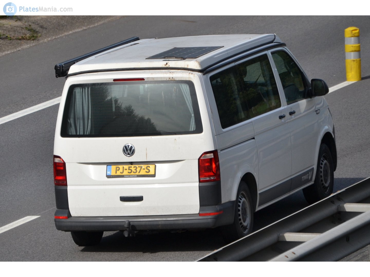 PJ-537-S, Volkswagen Transporter 6th gen Van (T6) (SG), 2015–2019