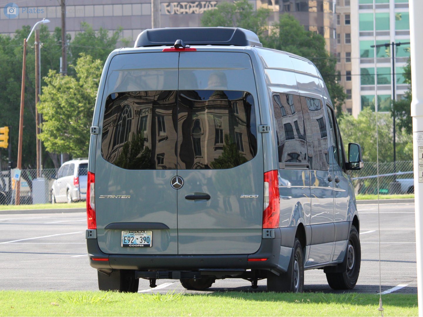 E92-390, Mercedes-Benz Sprinter 3rd gen (W907), 2018–