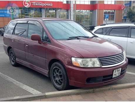 в966рк126, Nissan Bassara