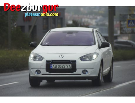 AB 0522 YA, Renault Fluence