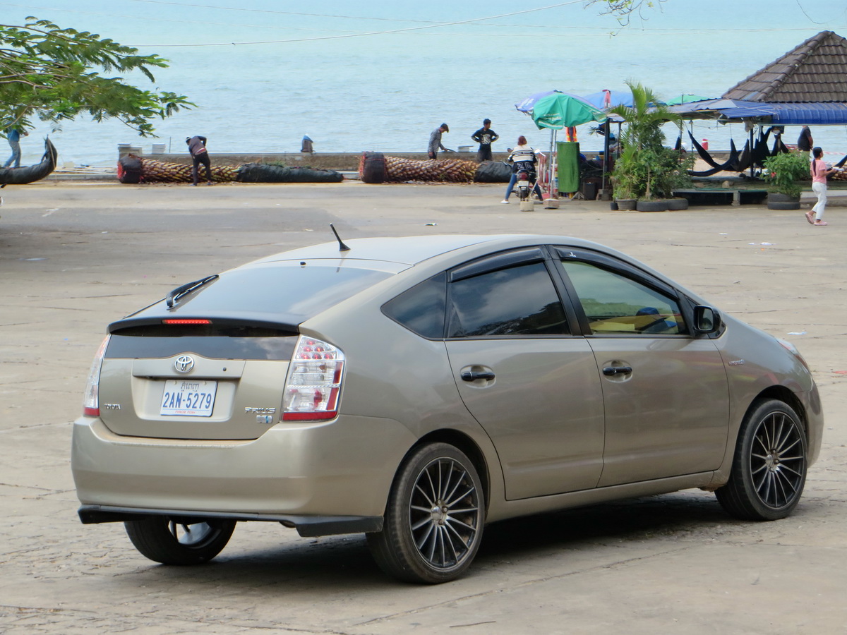 2AN-5279, Toyota Prius 2nd gen (NHW20), 2003–2011