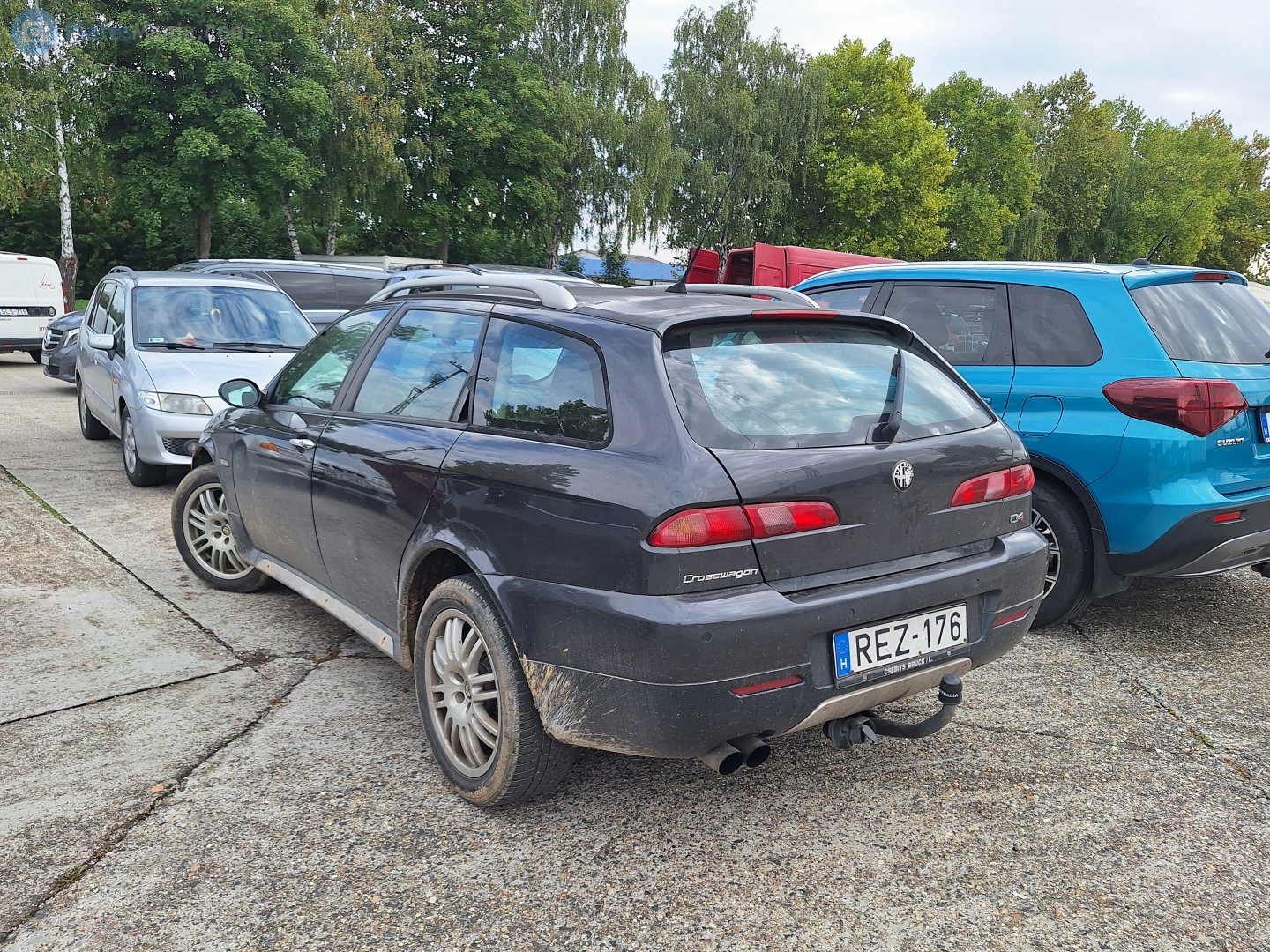 REZ-176, Alfa Romeo Crosswagon Q4 1st gen (932B), 2004–2007