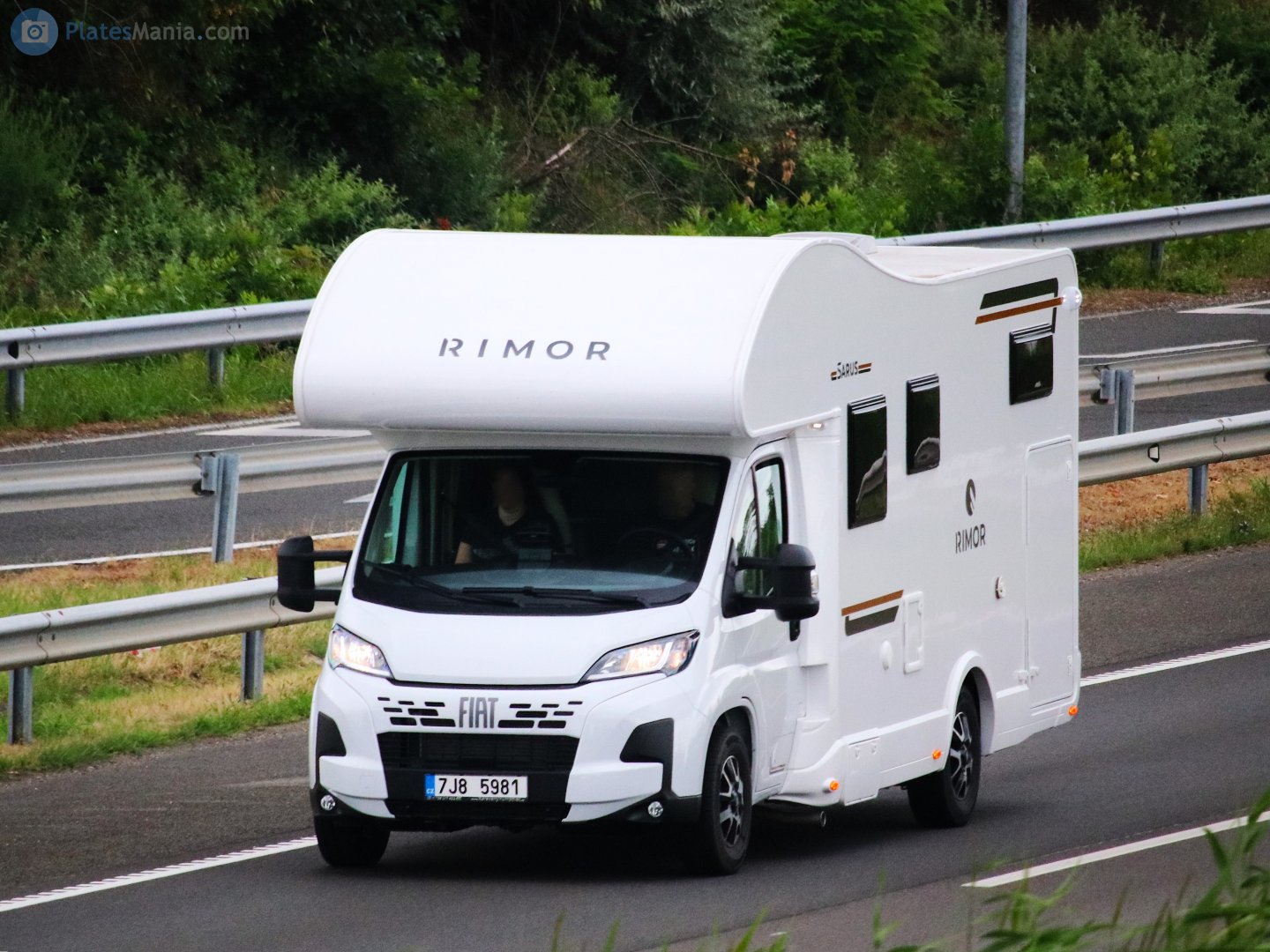 7J8 5981, Rimor Sarus 