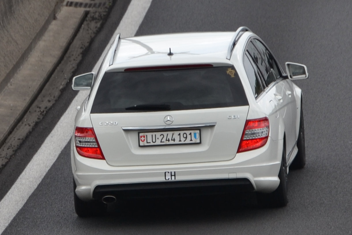 LU 244191, Mercedes-Benz C-Klasse 3rd gen Wagon (S204), 2007–2015