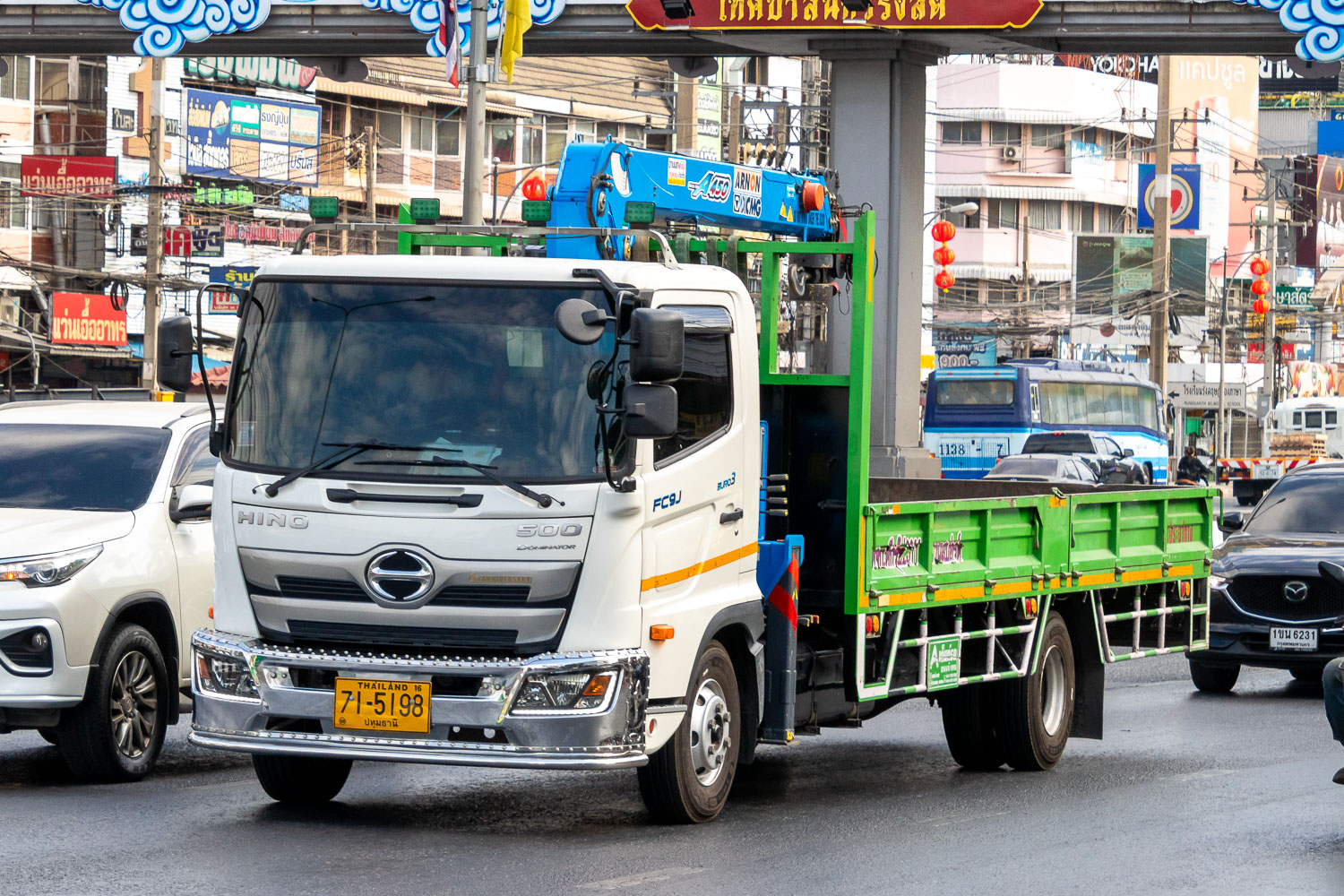 71-5198, Hino 500 Series 