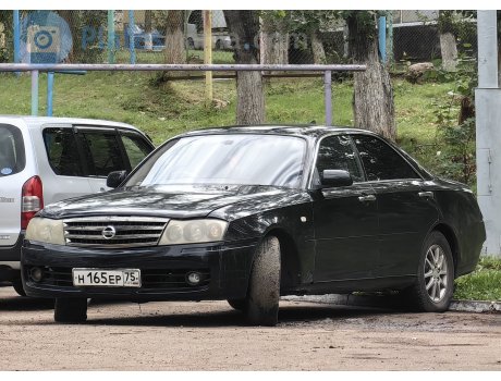 н165ер75, Nissan Gloria