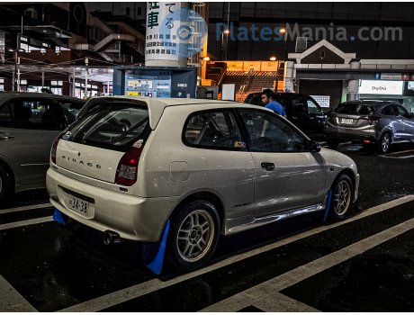 足立 502 ね 3438, Mitsubishi Mirage