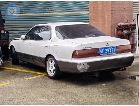 粤E·2WY27, Lexus ES