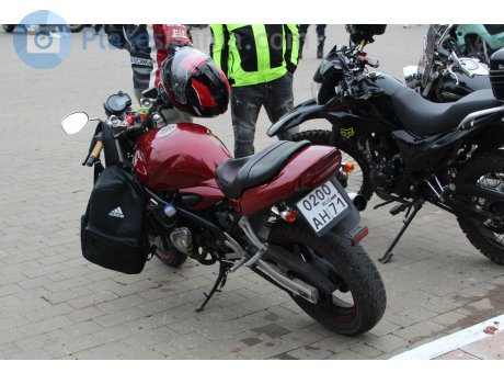 0200 ан 71, Suzuki GSF Series (Bandit)