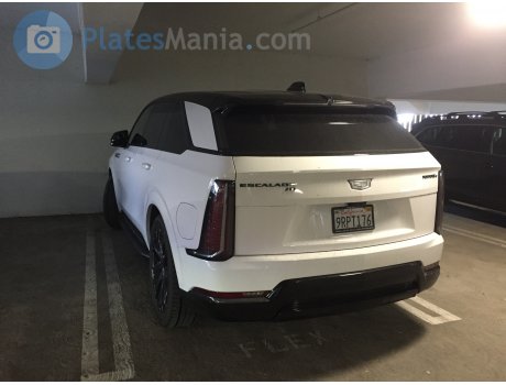 9RPT176, Cadillac Escalade