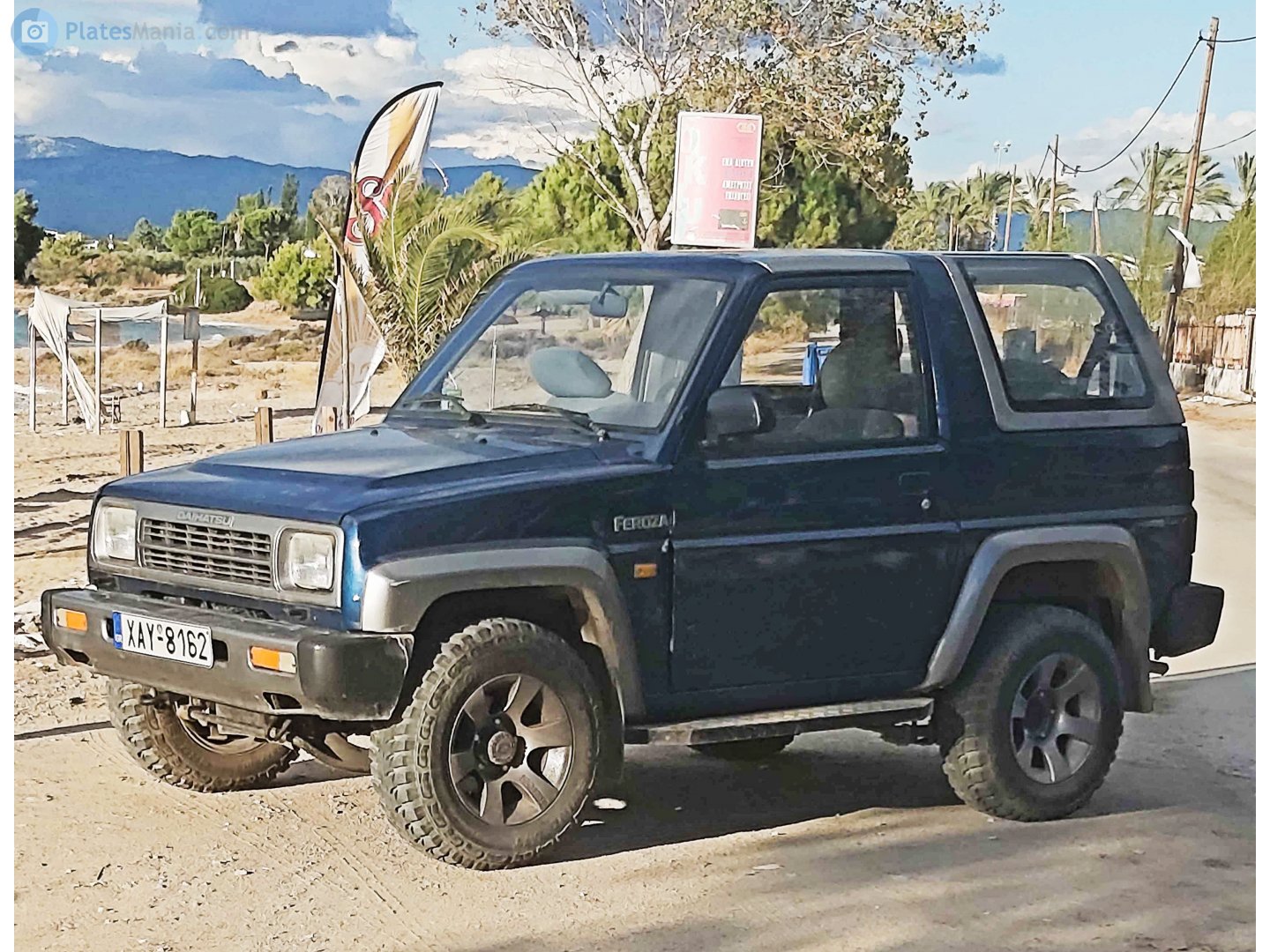 XAY-8162, Daihatsu Feroza 1st gen (F300), 1989–2002