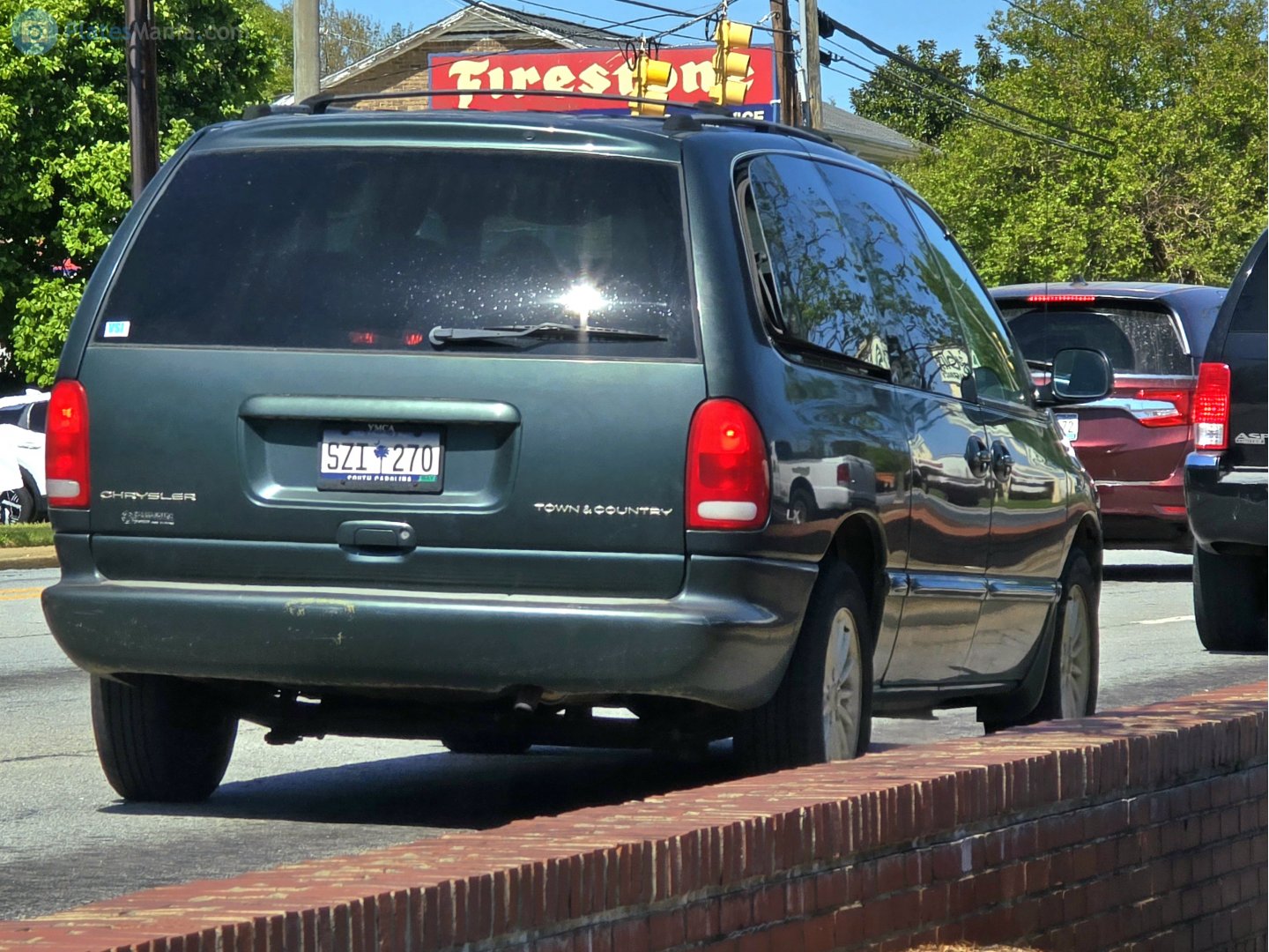 SZI 270, Chrysler Town&Country 3rd gen Minivan (NS), 1995–2000