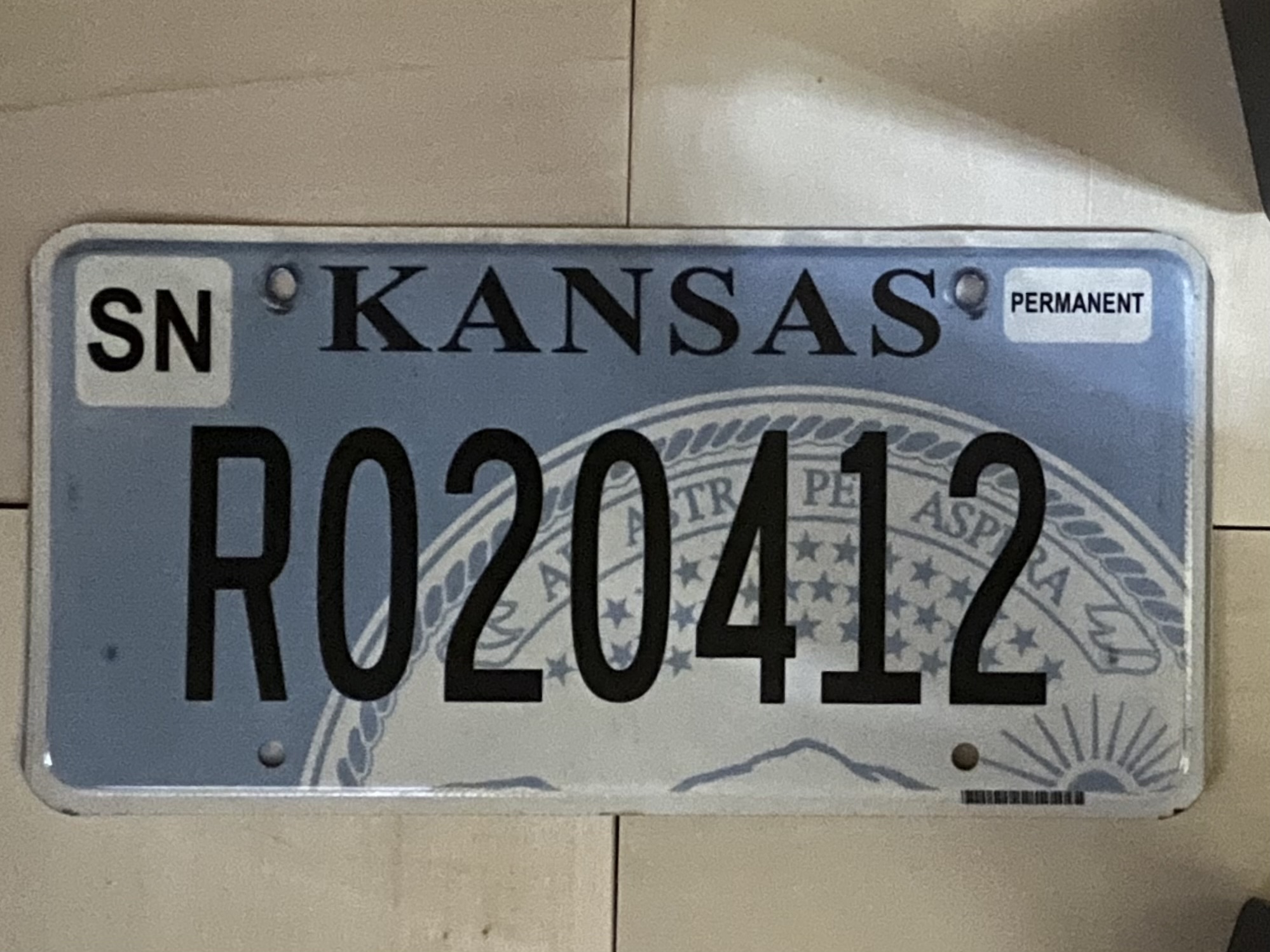 R020412, License plate without vehicle 